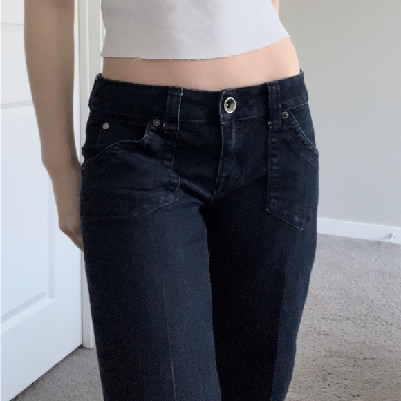 Low waisted baggy/wide leg flare jeans - Picture 2 of 8